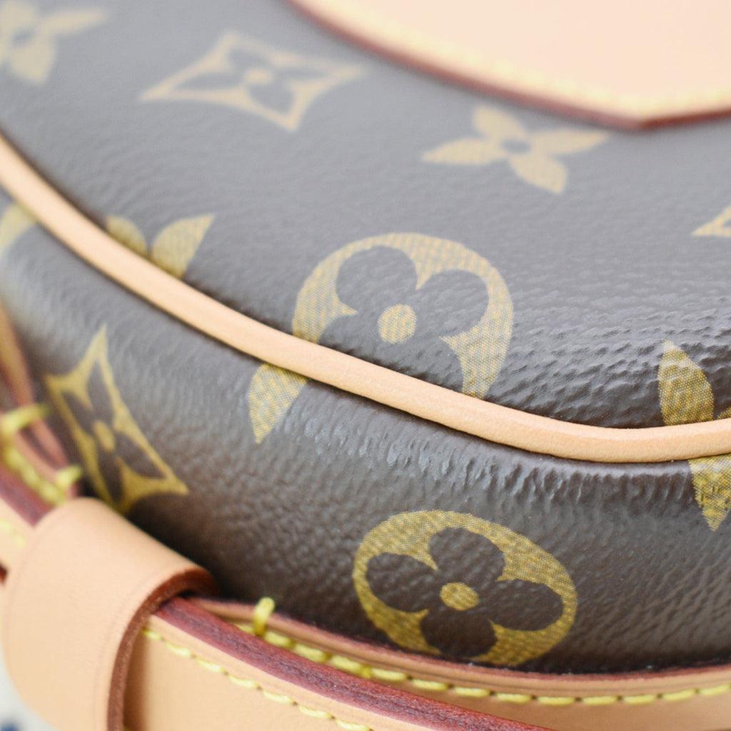 LOUIS VUITTON Boite Chapeau Souple MM Monogram Canvas Shoulder Bag Brown
