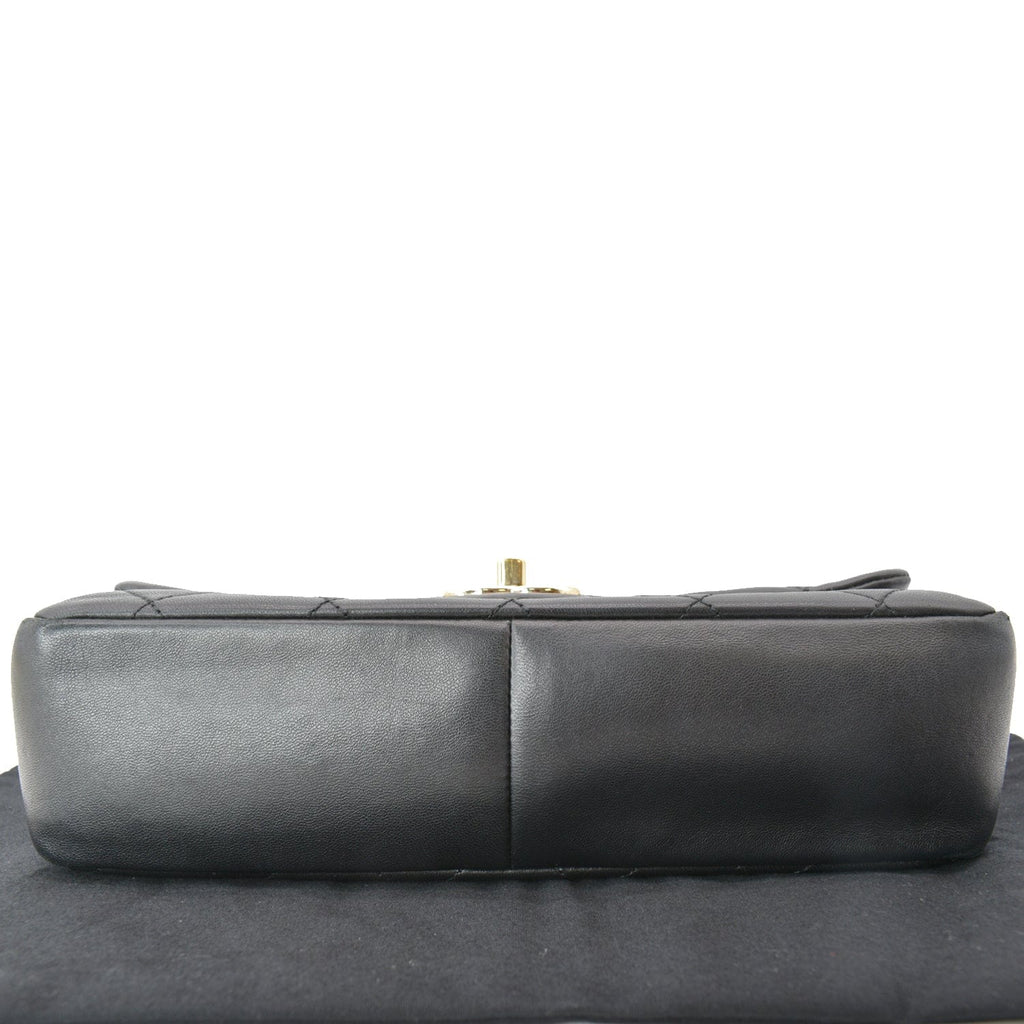 CHANEL Elegant Resin Double Chain Flap Lambskin Shoulder Bag Black