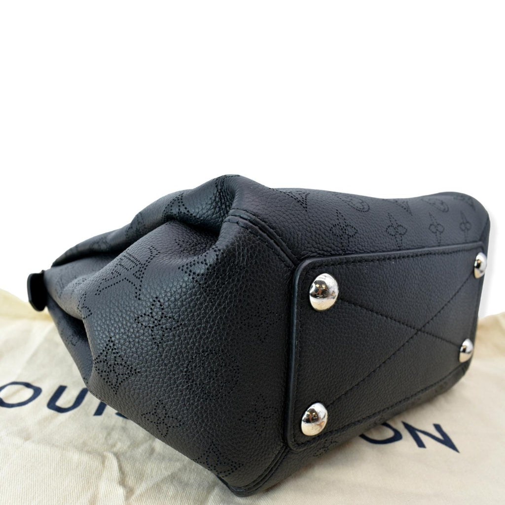 LOUIS VUITTON Babylone Monogram Mahina Leather Chain Shoulder Bag Black