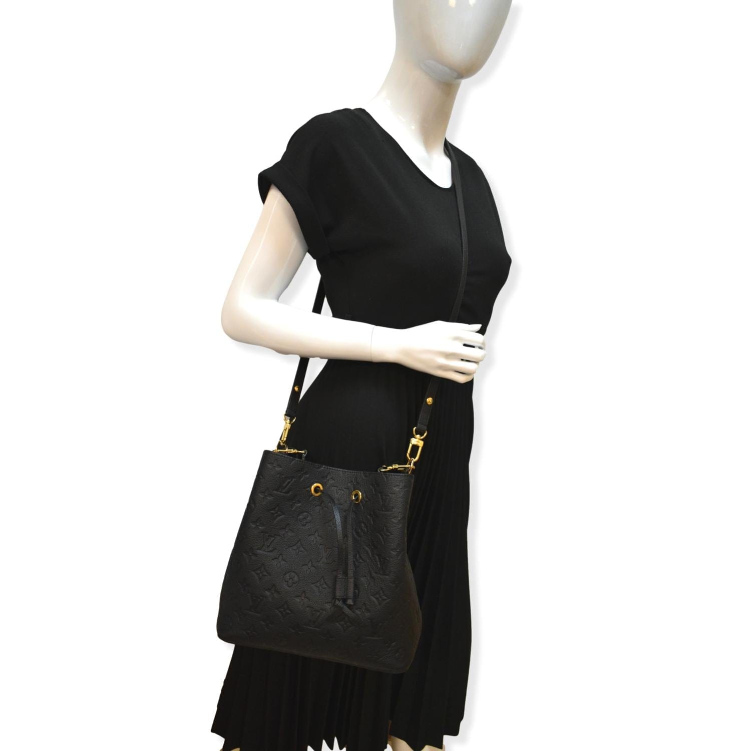 LOUIS VUITTON NeoNoe MM  Monogram Empreinte Shoulder Bag Black