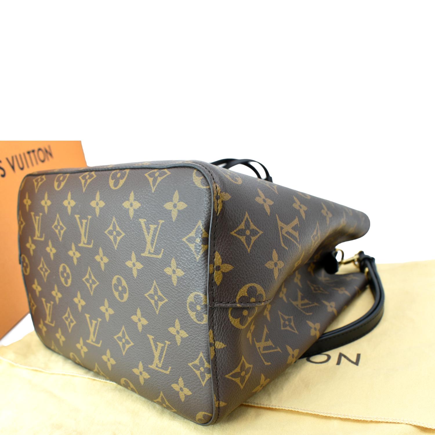 LOUIS VUITTON NeoNoe MM Monogram Canvas Shoulder Bag Brown
