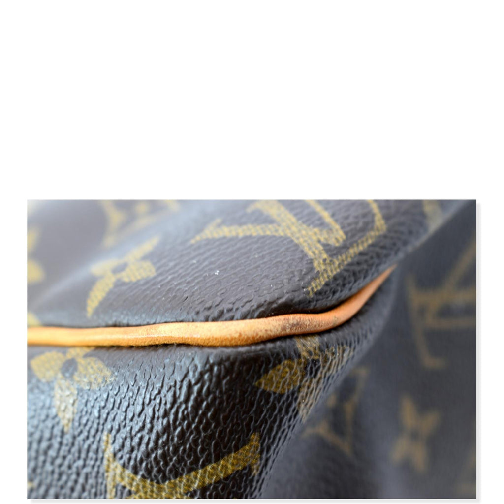 LOUIS VUITTON Batignolles Horizontal Monogram Canvas Shoulder Bag Brown