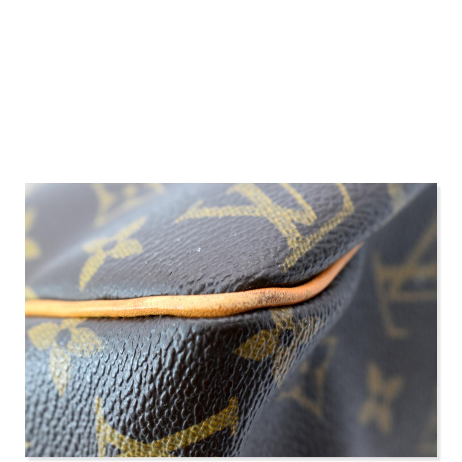 LOUIS VUITTON Batignolles Horizontal Monogram Canvas Shoulder Bag Brown