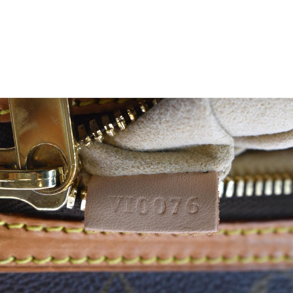 LOUIS VUITTON Hudson GM Monogram Canvas Shoulder Bag Brown