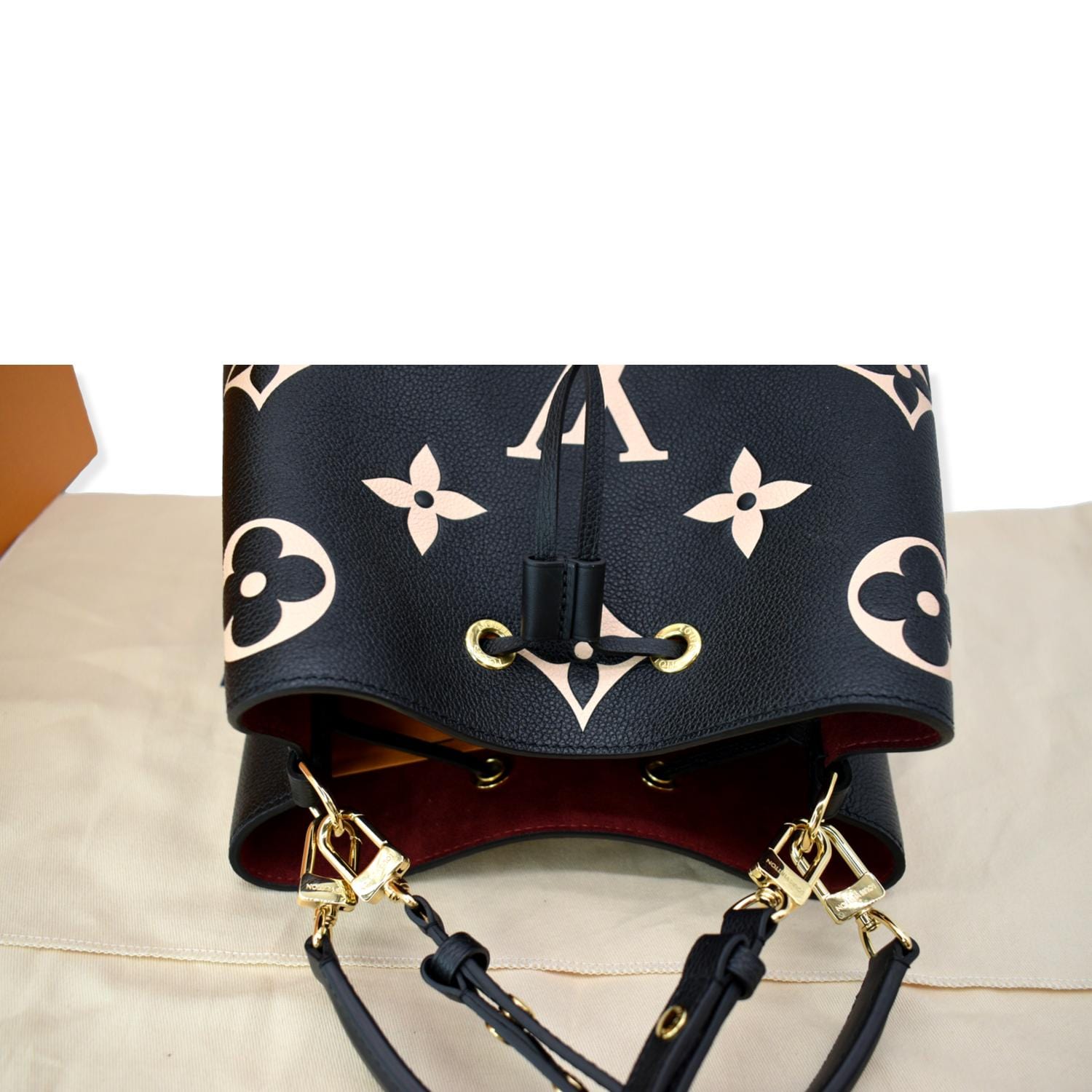 LOUIS VUITTON NeoNoe MM Bicolor Monogram Empreinte Shoulder Bag Black