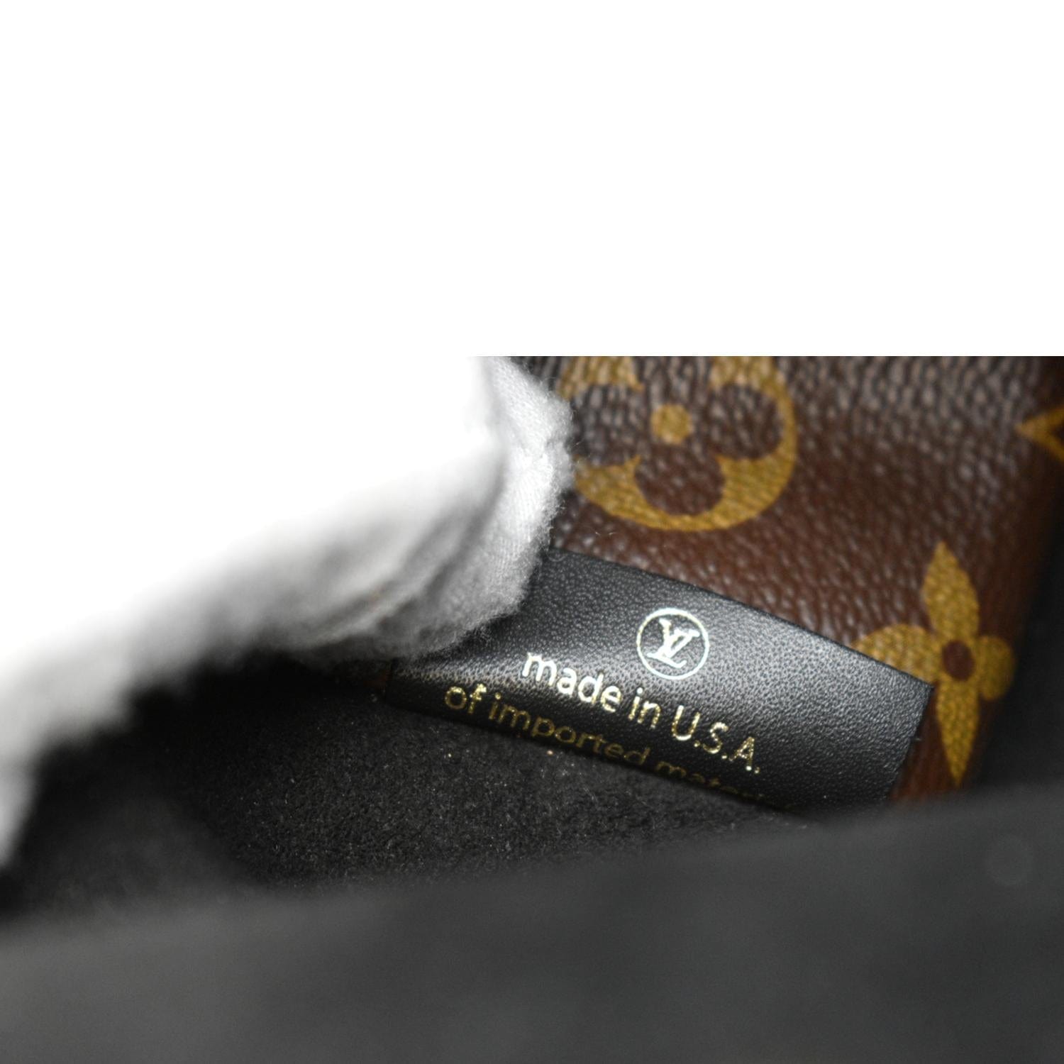 LOUIS VUITTON NeoNoe MM Monogram Canvas Shoulder Bag Brown