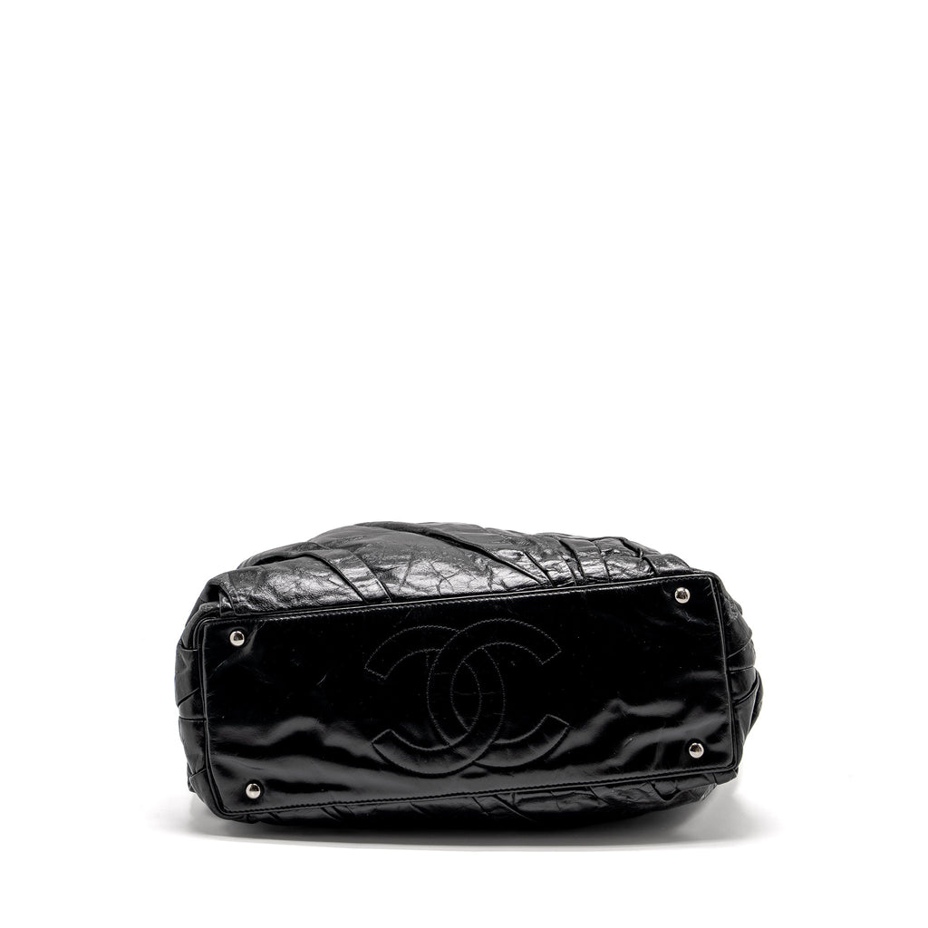 Chanel Twisted Tote Bag Calfskin Black