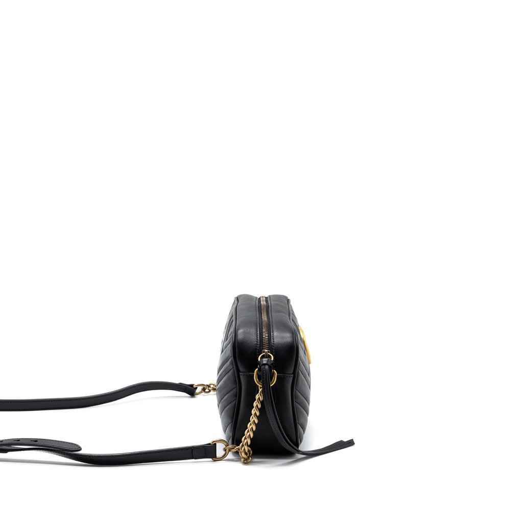 Gucci GG MARMONT SMALL MATELASS� SHOULDER BAG