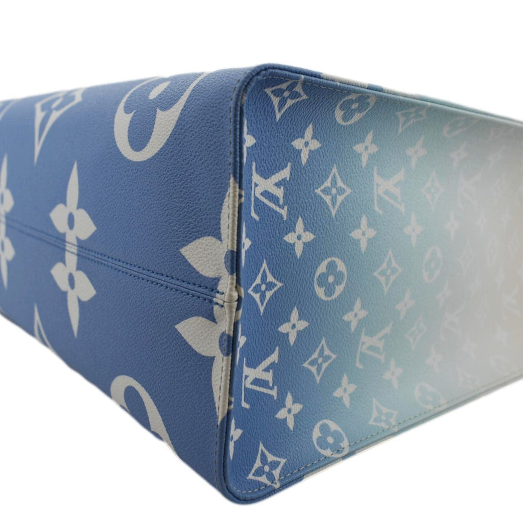 LOUIS VUITTON Pool Onthego GM Monogram Canvas Shoulder Bag Light Blue