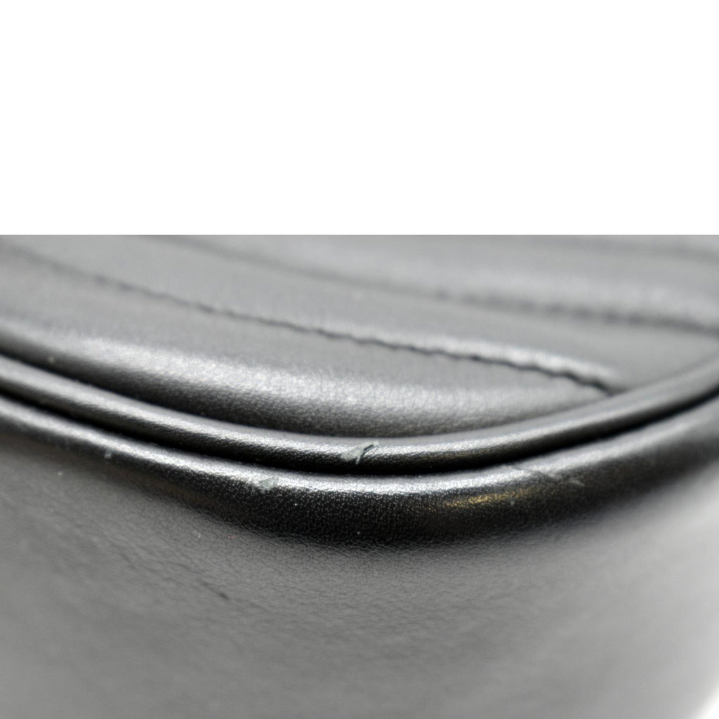 LOUIS VUITTON New Wave Chain MM Calfskin Leather Shoulder Bag Black