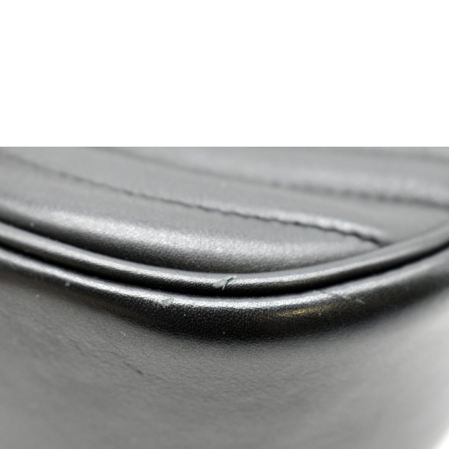 LOUIS VUITTON New Wave Chain MM Calfskin Leather Shoulder Bag Black