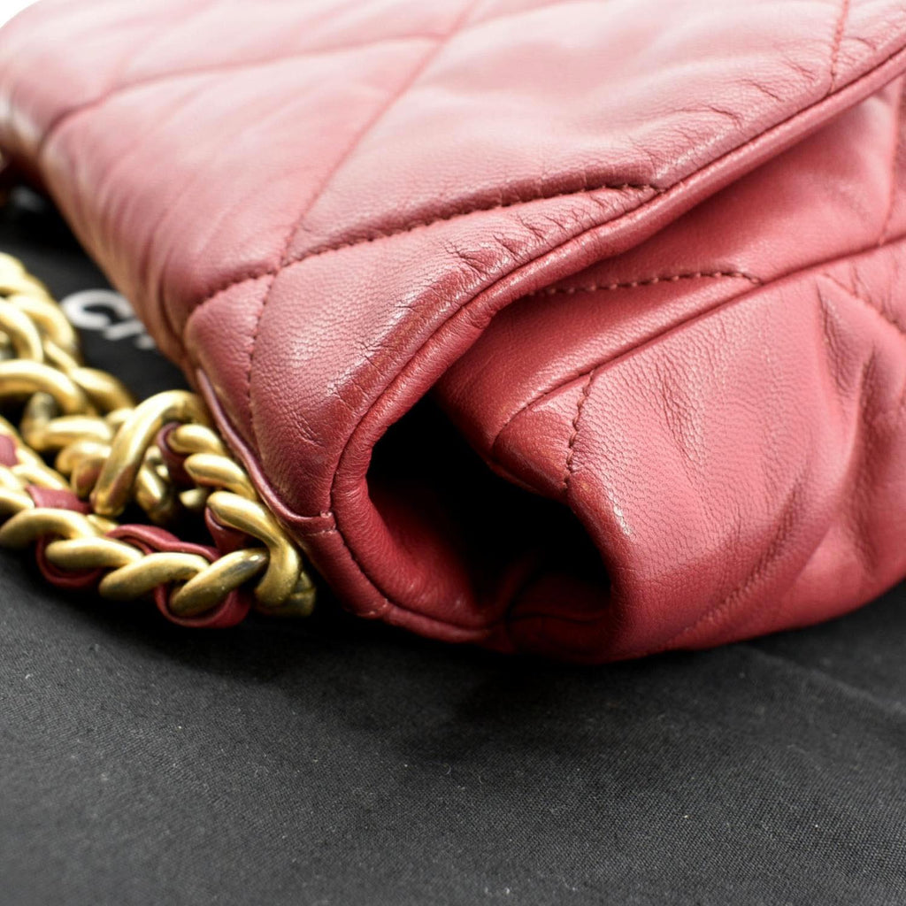 CHANEL 19 Quilted Lambskin Leather Flap Shoulder Bag Red