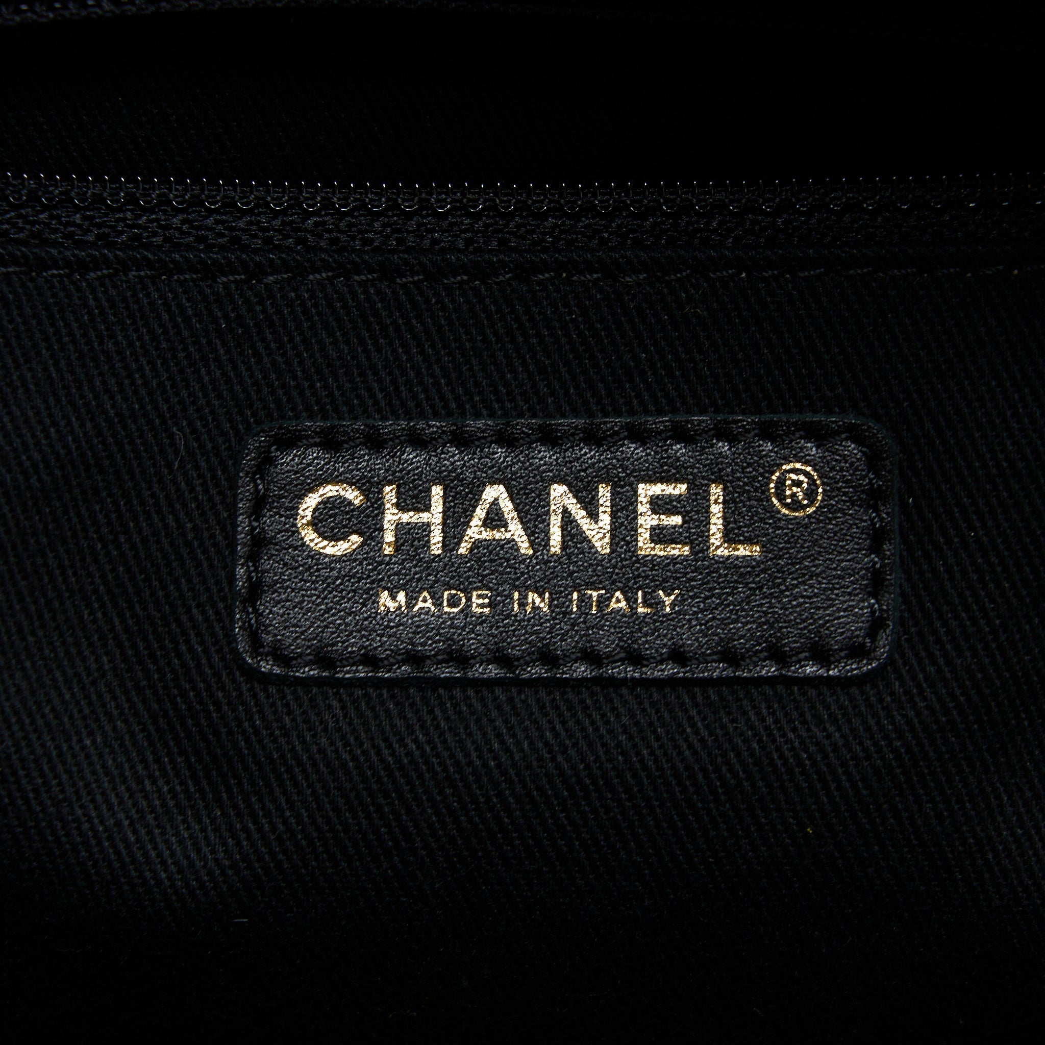 Chanel Matelasse Chain Tote Bag Caviar Black