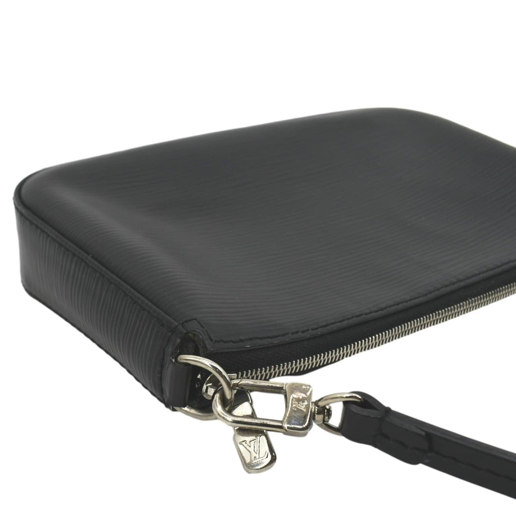 LOUIS VUITTON Pochette Accessoires Epi Leather Shoulder Bag Noir Black