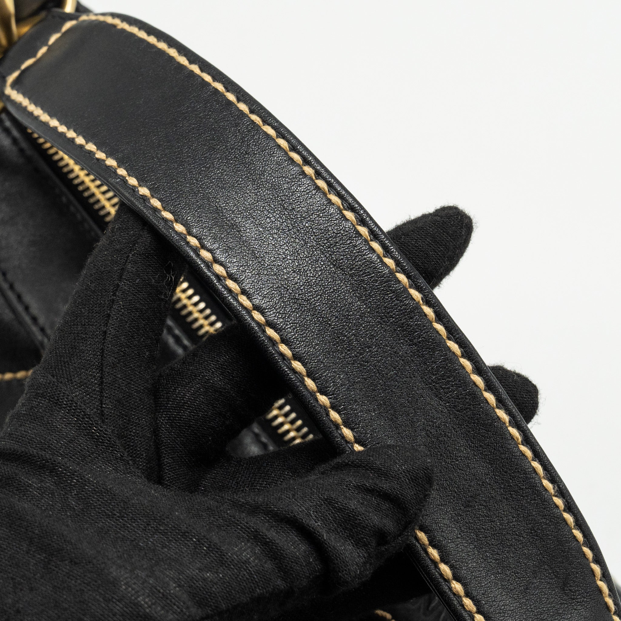 Chanel vintage quilted zip shoulder bag calfskin black