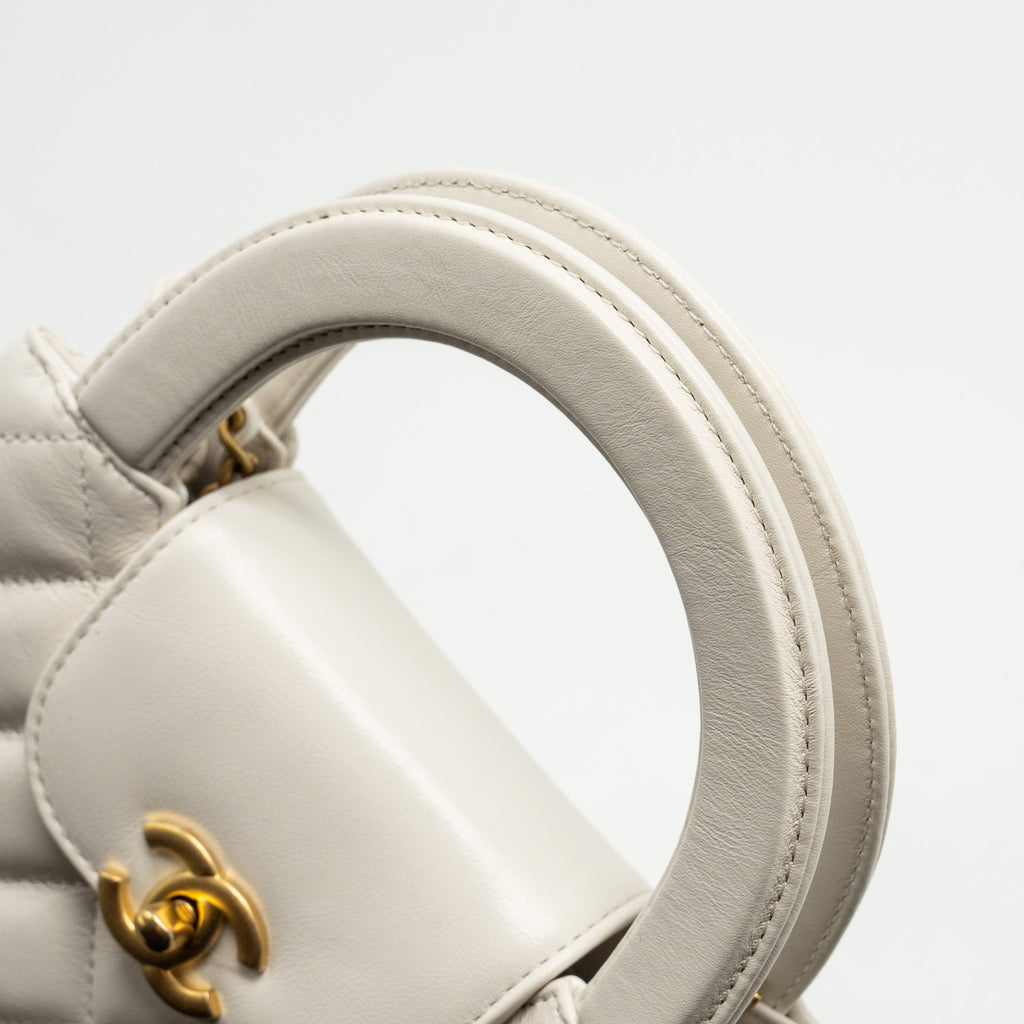 Chanel mini kelly shopping tote calfskin white  (microchip)