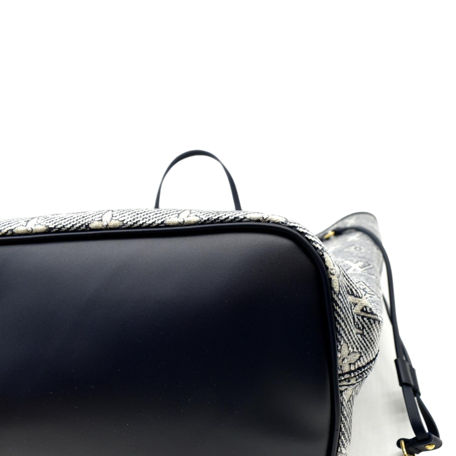 LOUIS VUITTON Neverfull MM Autres Toiles Monogram Canvas Tote Bag Metallic Chrome