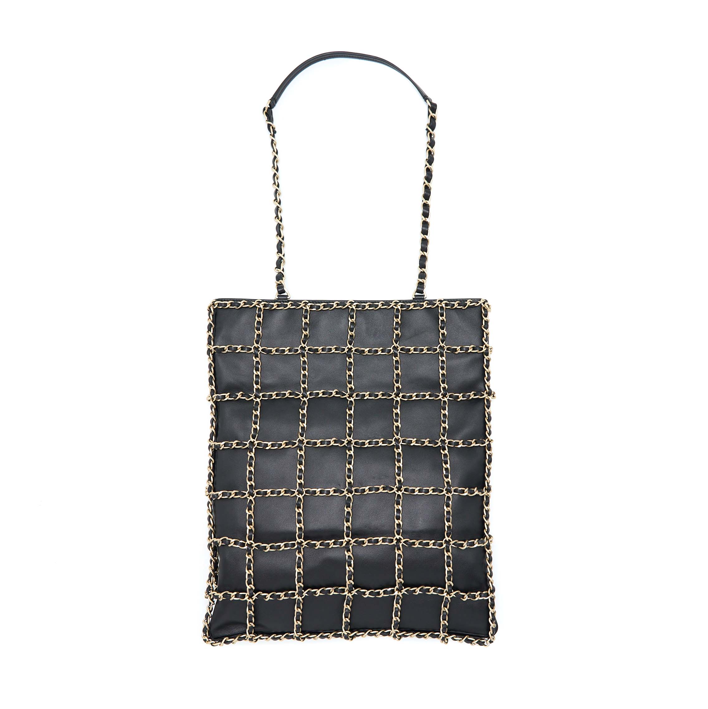 Chanel Cruise 2020 black chained Tote Bag Lambskin Black L
