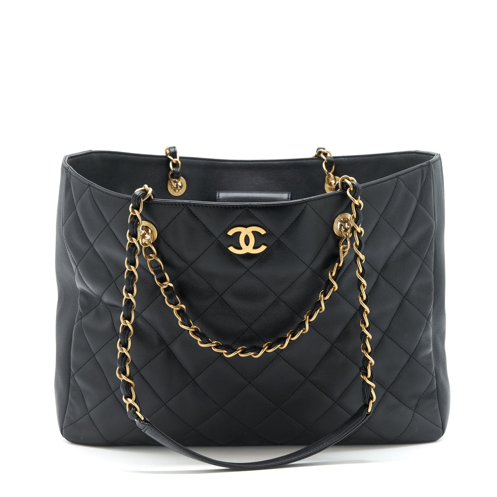 Chanel Supple Tote Black