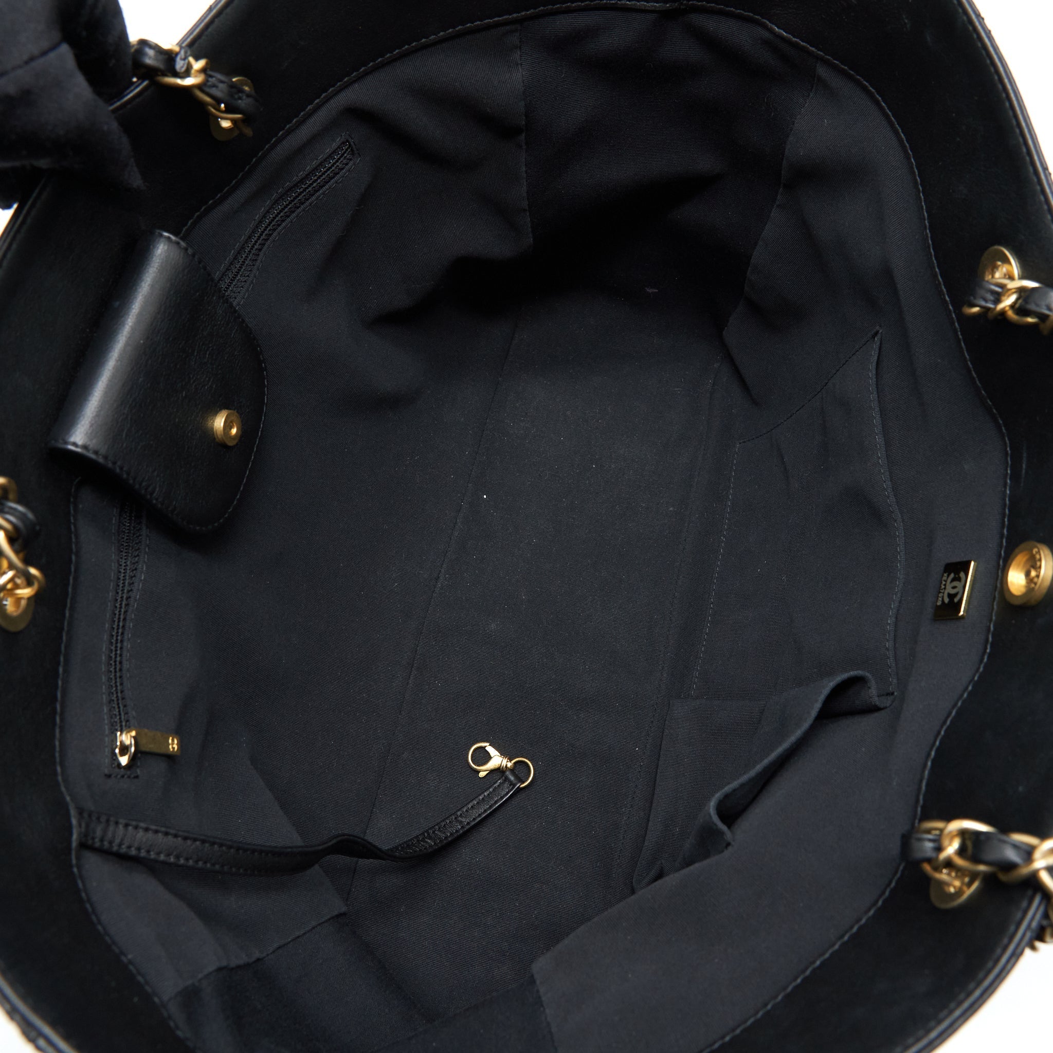 Chanel Supple Tote Black