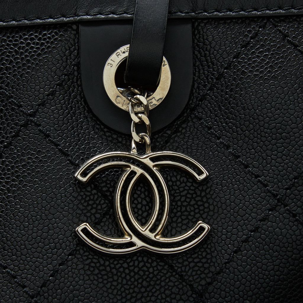 Chanel Tote Bag Caviar Black