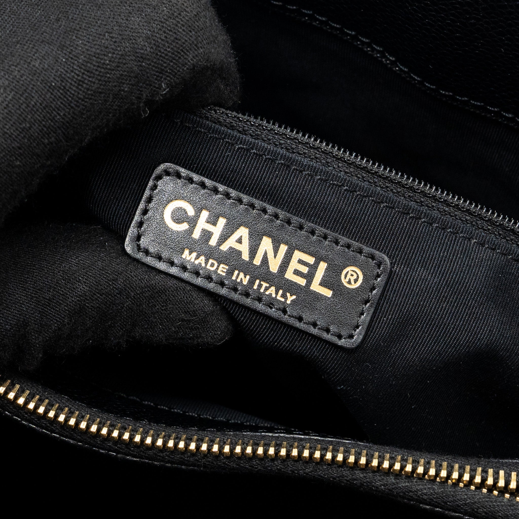 Chanel grand shopping tote caviar black
