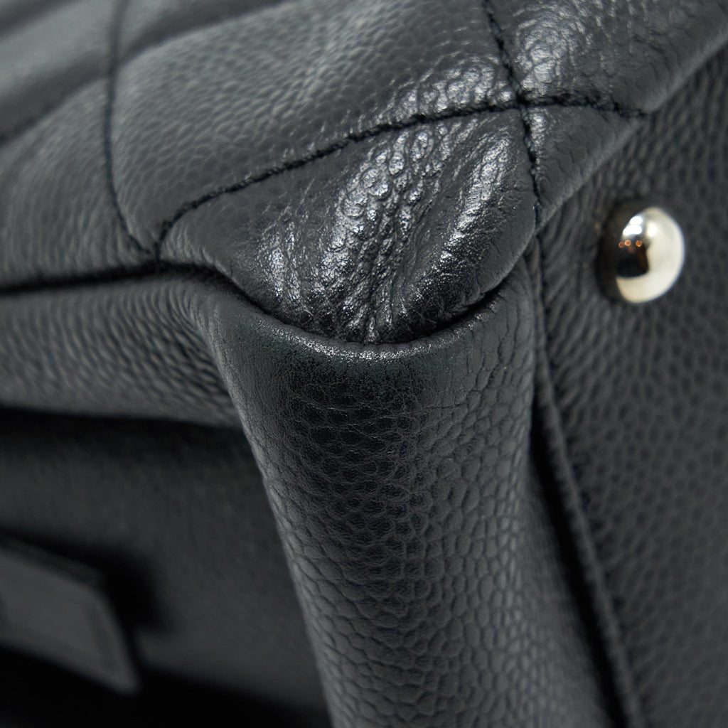Chanel CC Logo Tote Bag Caviar Black