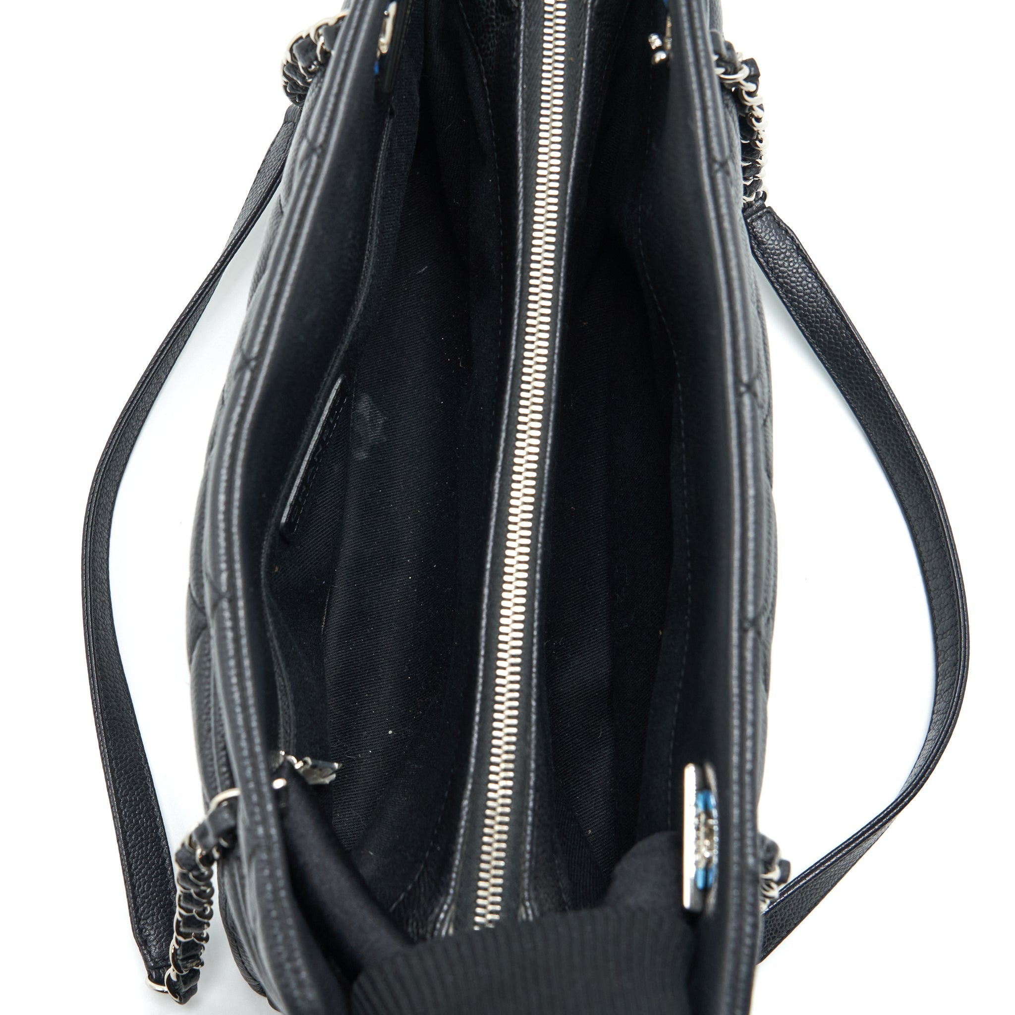Chanel CC Logo Tote Bag Caviar Black