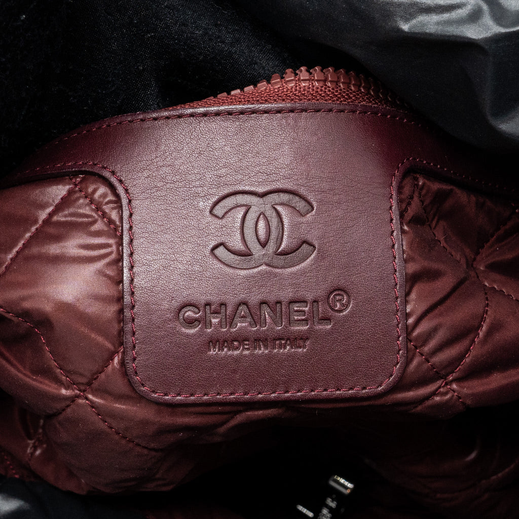 Chanel small puffy Down tote bag nylon black