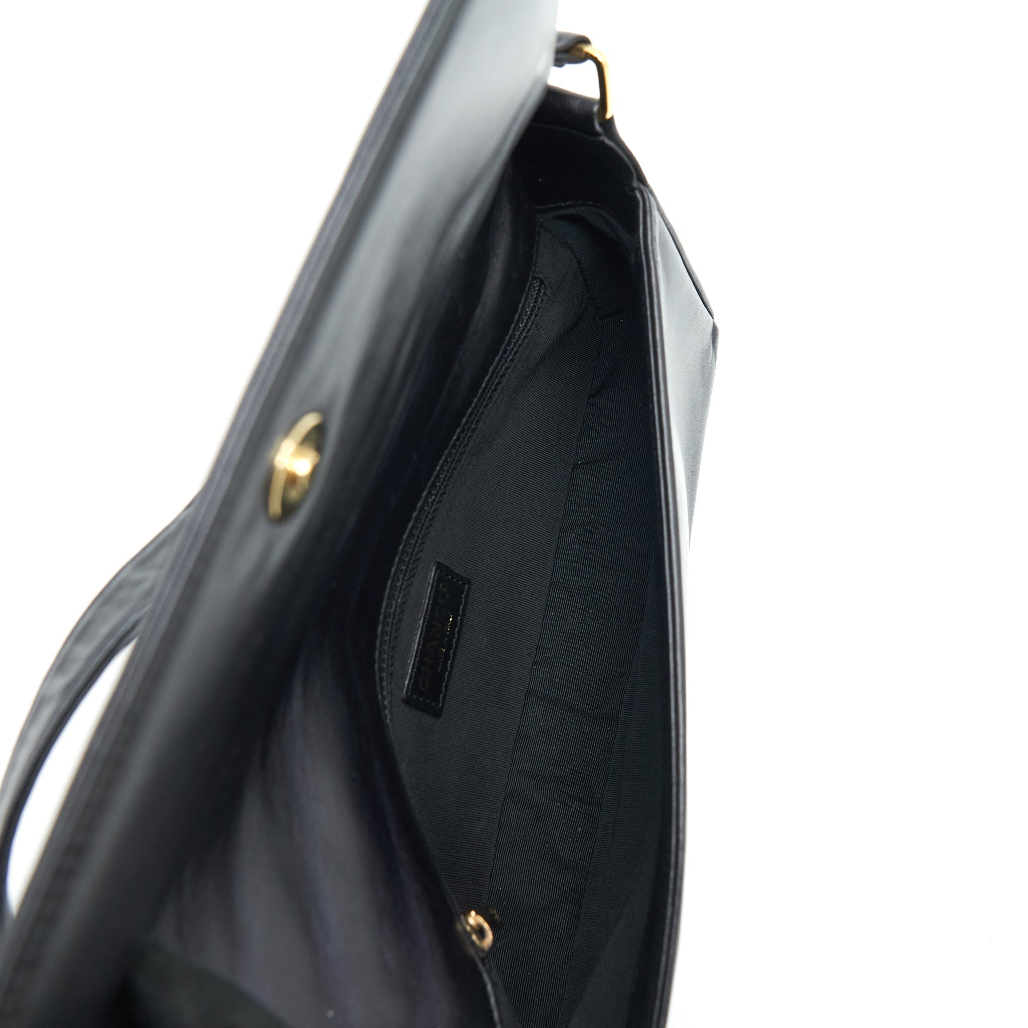 Chanel Vintage Chocolate Bar Flap Shoulder Bag Lambskin Black
