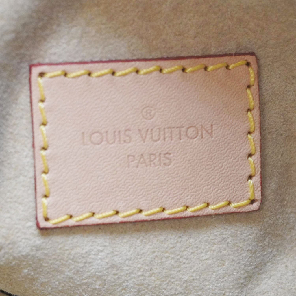 LOUIS VUITTON Artsy MM NM Monogram Canvas Shoulder Bag Brown