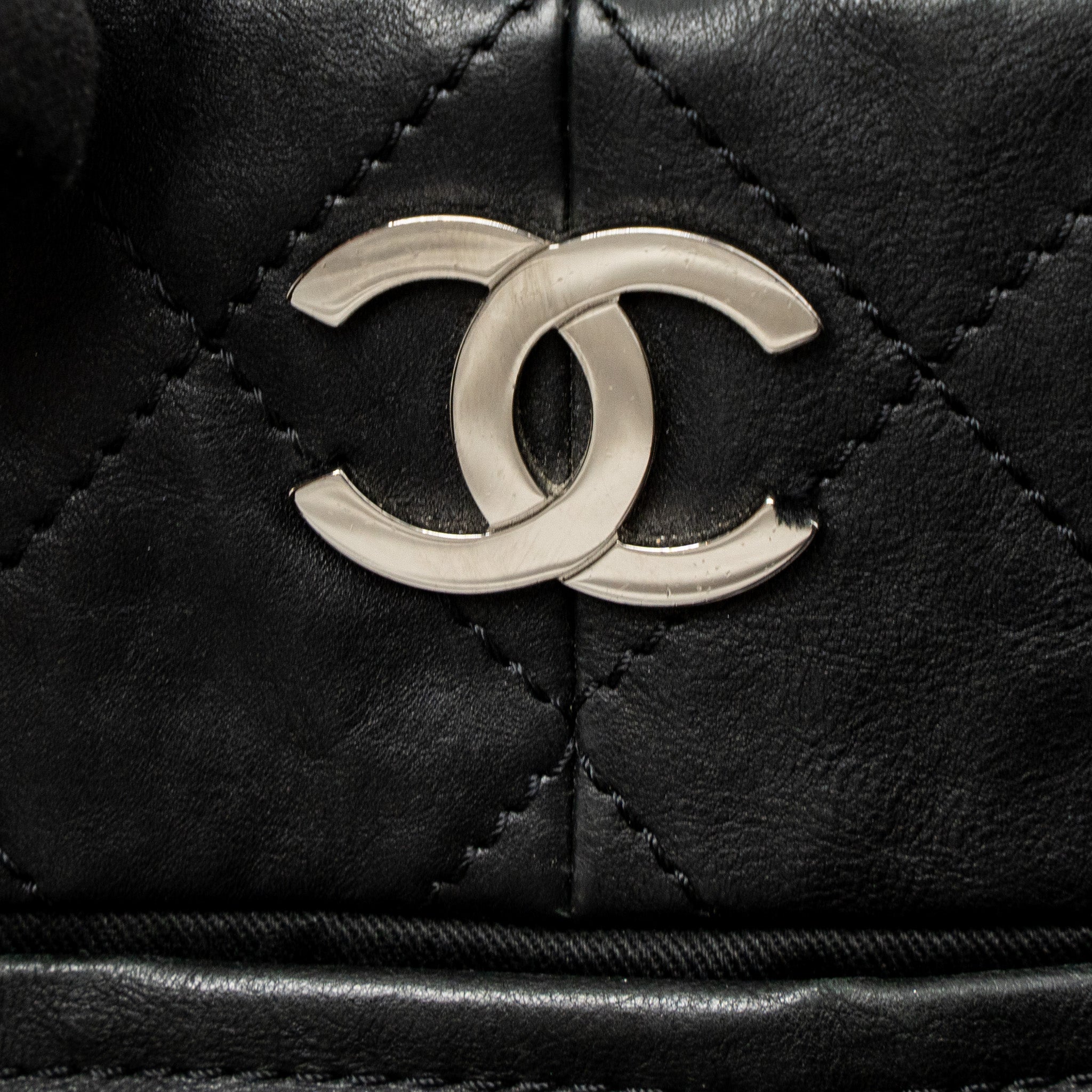 Chanel Tote Bag Calfskin Black
