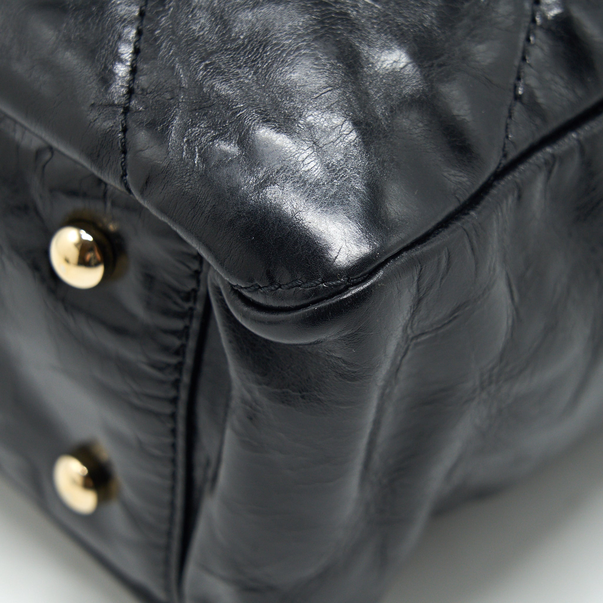 Chanel Calfskin Tote bag with Chain black and Red