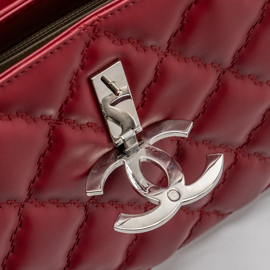 Chanel Hampton Tote Bag Calfskin Red