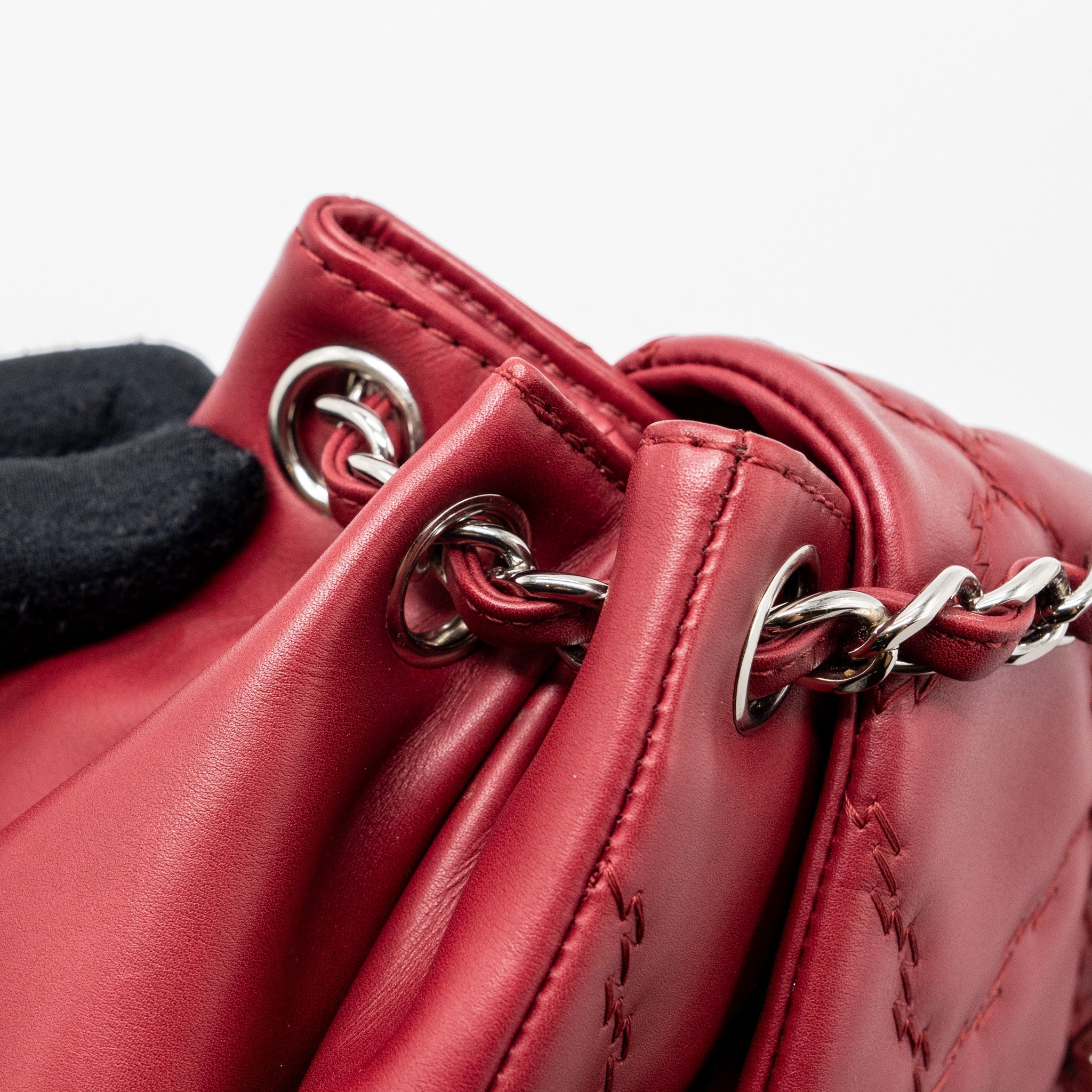 Chanel Hampton Tote Bag Calfskin Red