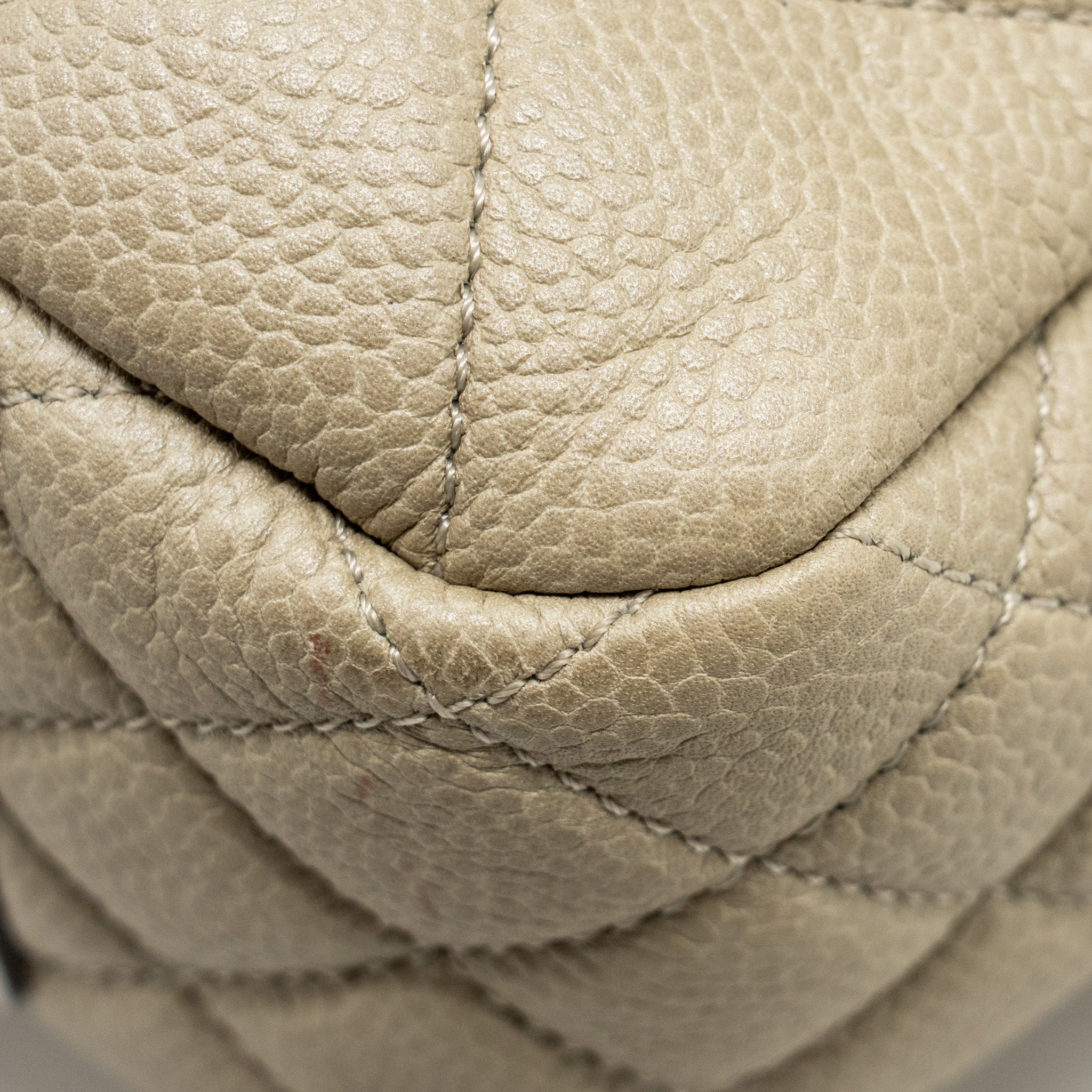 Chanel quilted flap shoulder bag caviar light beige ruthenium