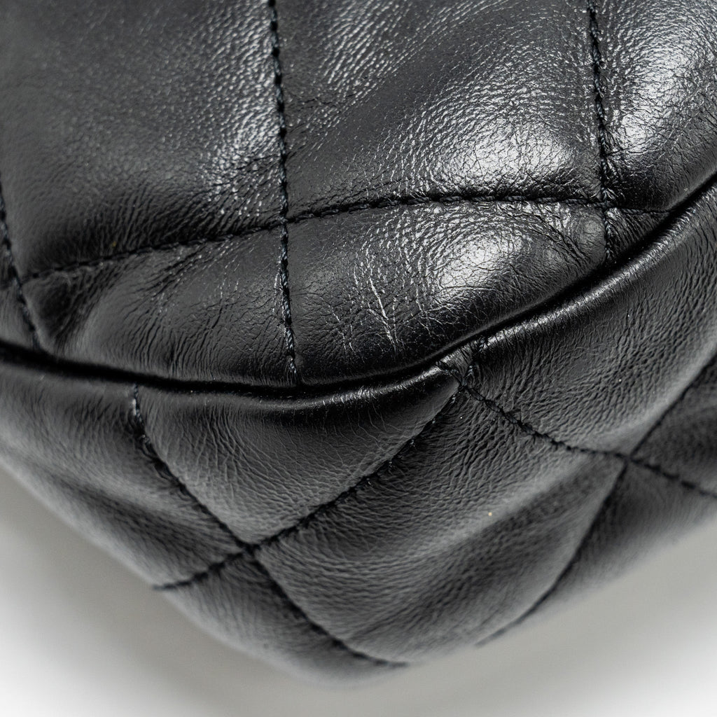Chanel 22K Hobo Shoulder Bag Lambskin Black  (Microchip)