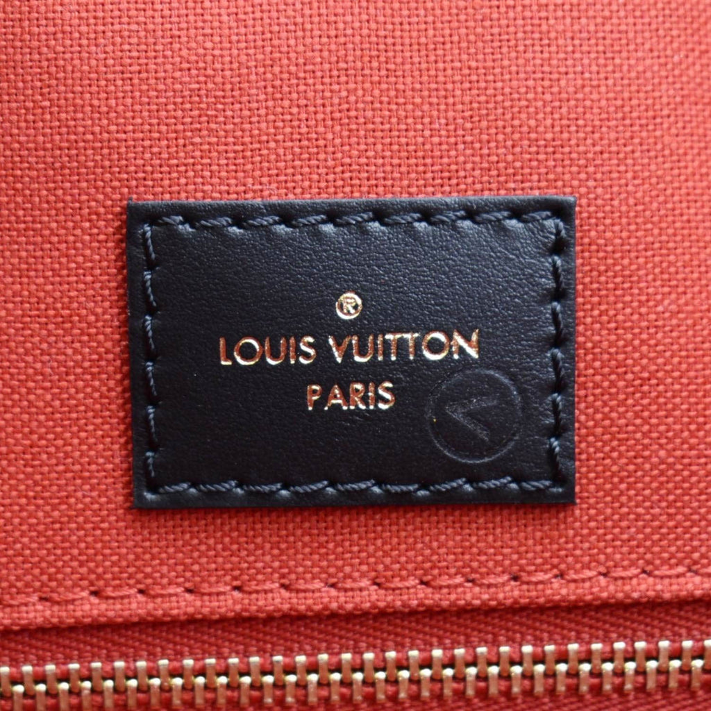 LOUIS VUITTON Onthego MM Giant Monogram Canvas Tote Shoulder Bag Brown