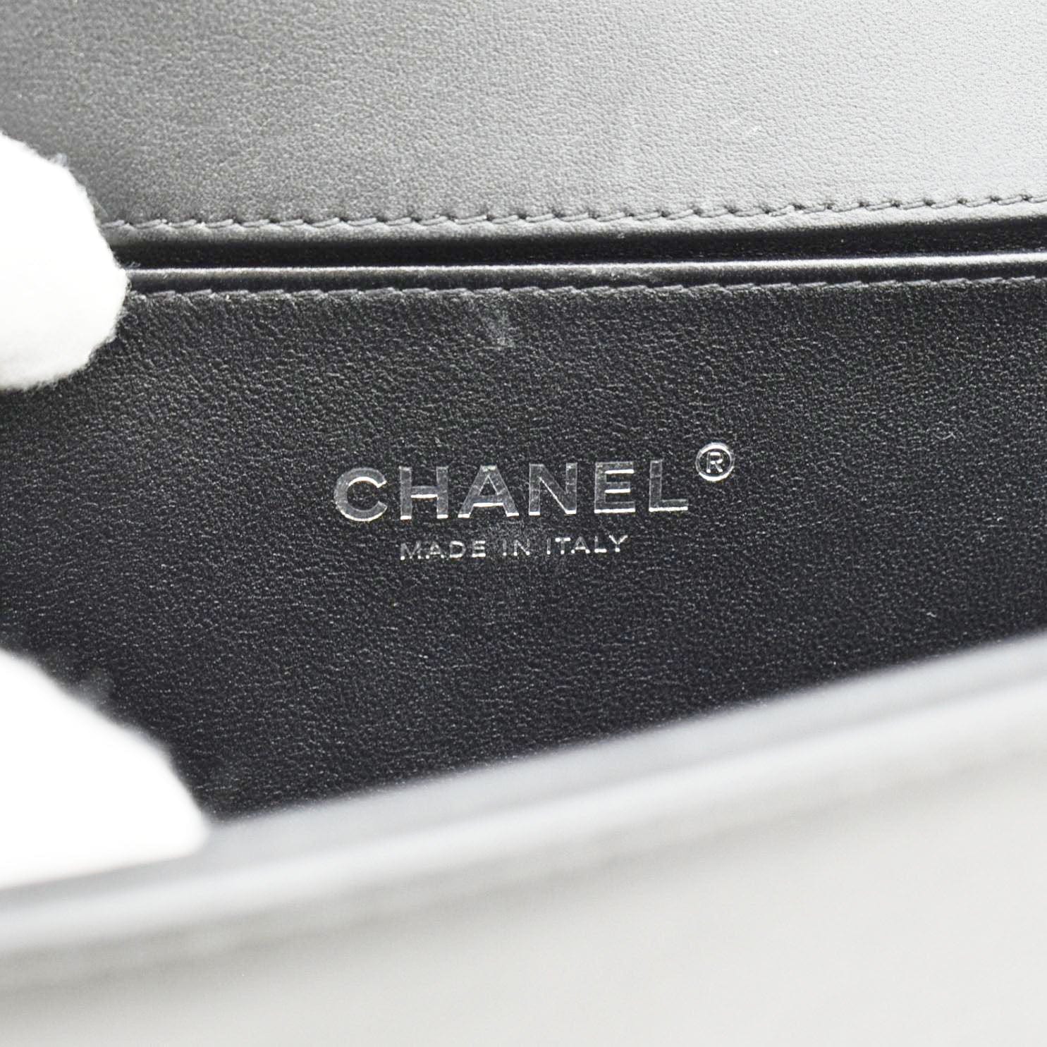 CHANEL Boy Flap Medium Quilted Leather Shoulder Bag Black