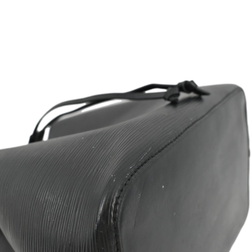 LOUIS VUITTON NeoNoe Epi Leather Shoulder Bag Black