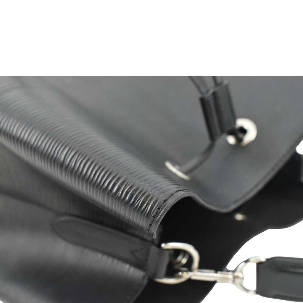 LOUIS VUITTON NeoNoe Epi Leather Shoulder Bag Black