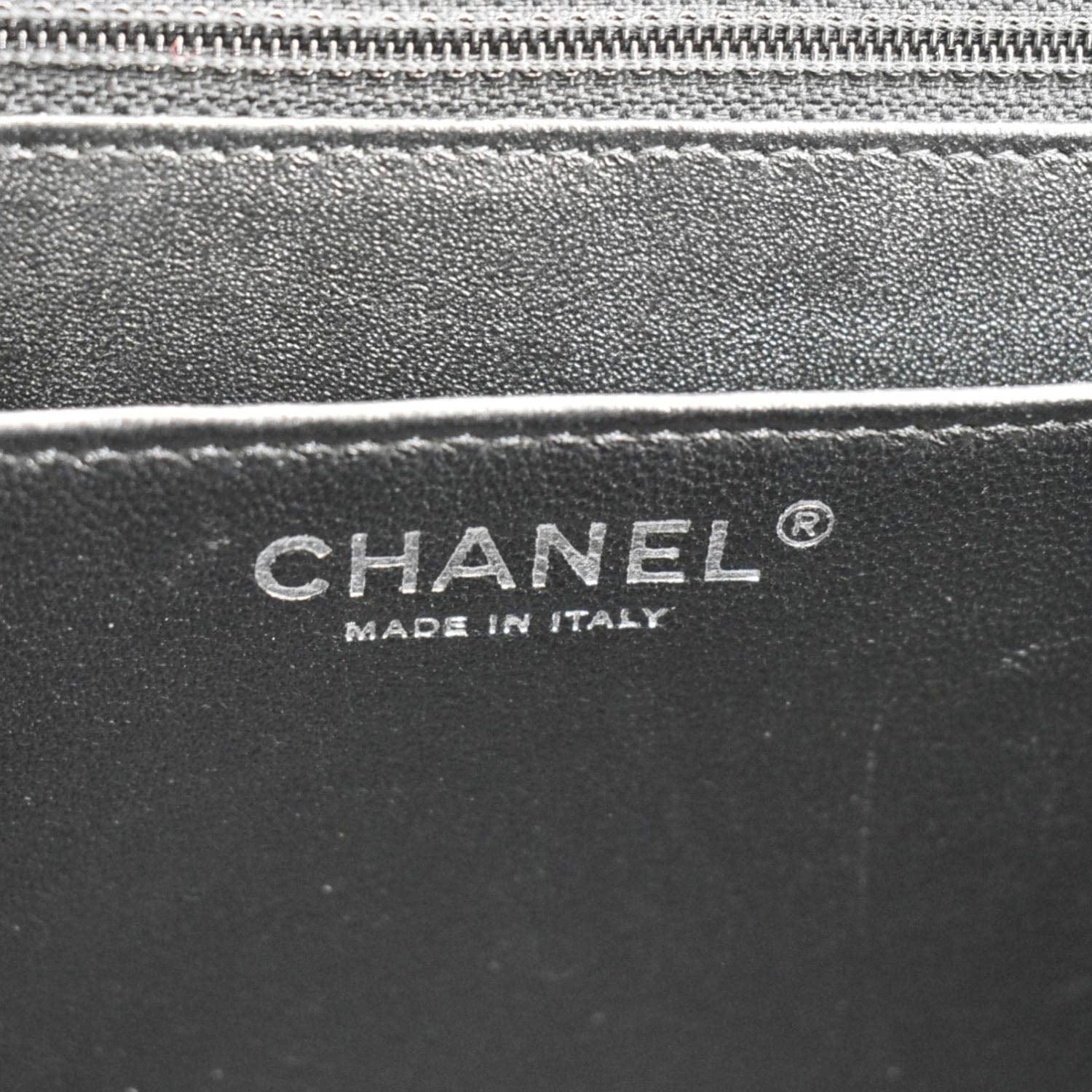 CHANEL Classic Maxi Single Flap Caviar Leather Shoulder Bag Black