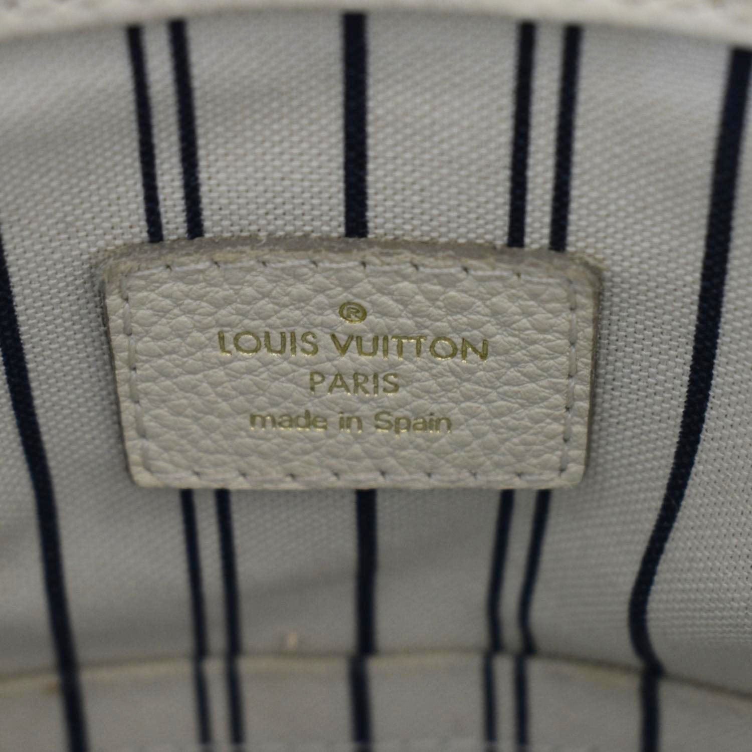 LOUIS VUITTON Artsy MM Empreinte Leather Shoulder Bag Cream