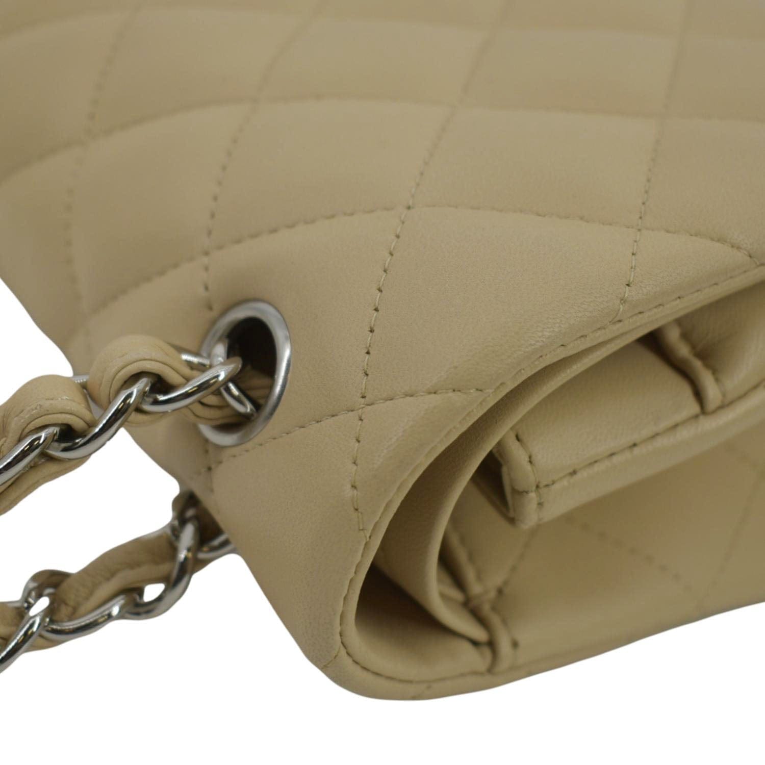 CHANEL Classic Jumbo Double Flap Quilted Leather Shoulder Bag Beige