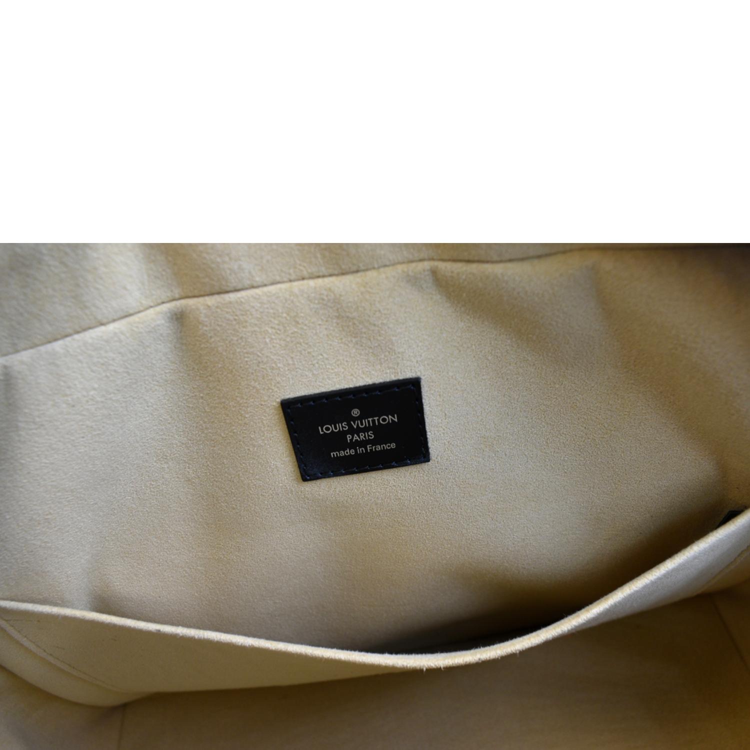 LOUIS VUITTON Dora MM Monogram Canvas Shoulder Bag Brown