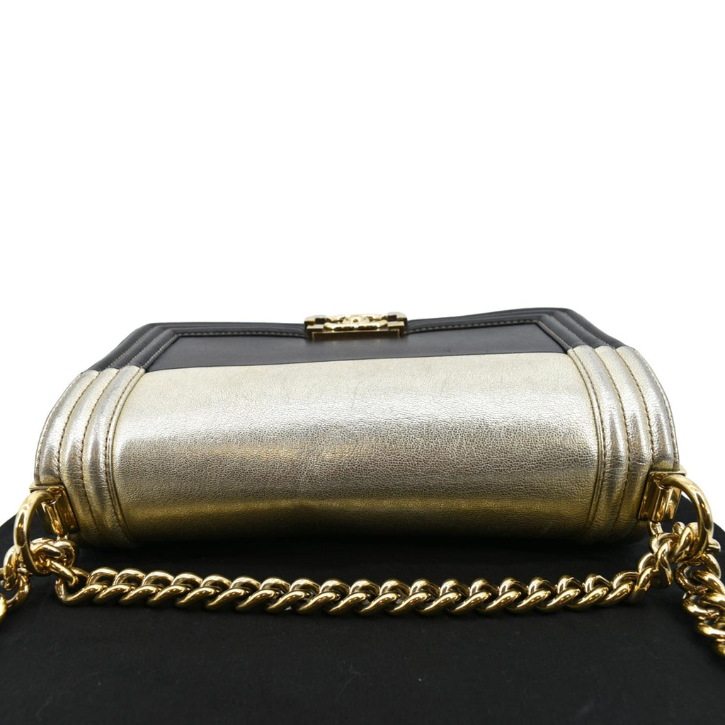 CHANEL Boy Leather Shoulder Bag Bicolor