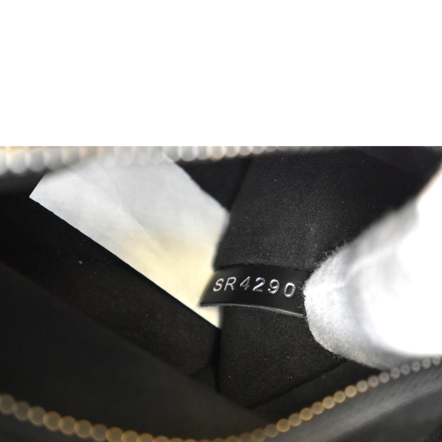 LOUIS VUITTON NeoNoe Epi Leather Shoulder Bag Black