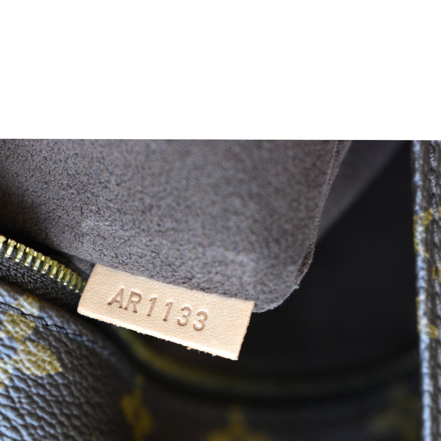 LOUIS VUITTON Metis Hobo Monogram Canvas Shoulder Bag Brown