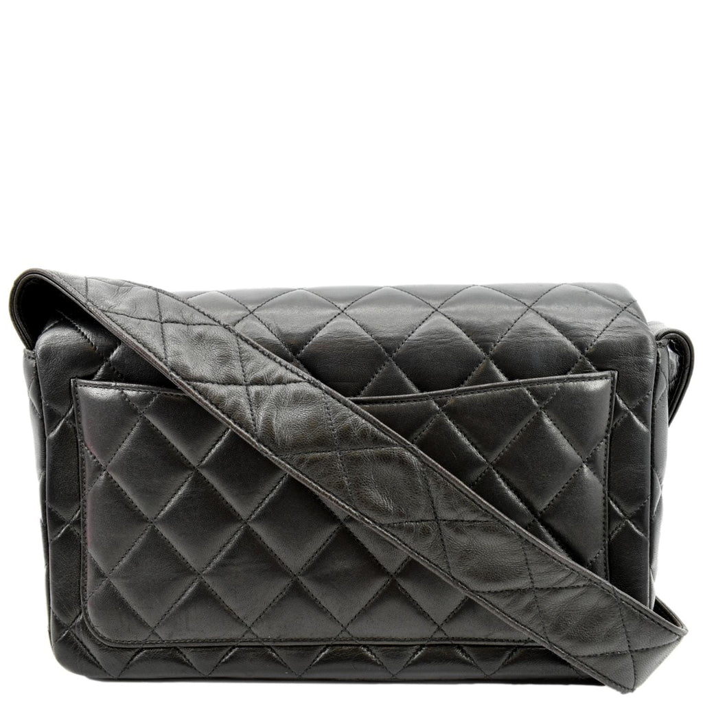 CHANEL Vintage Flap Quilted Leather Shoulder Bag Black