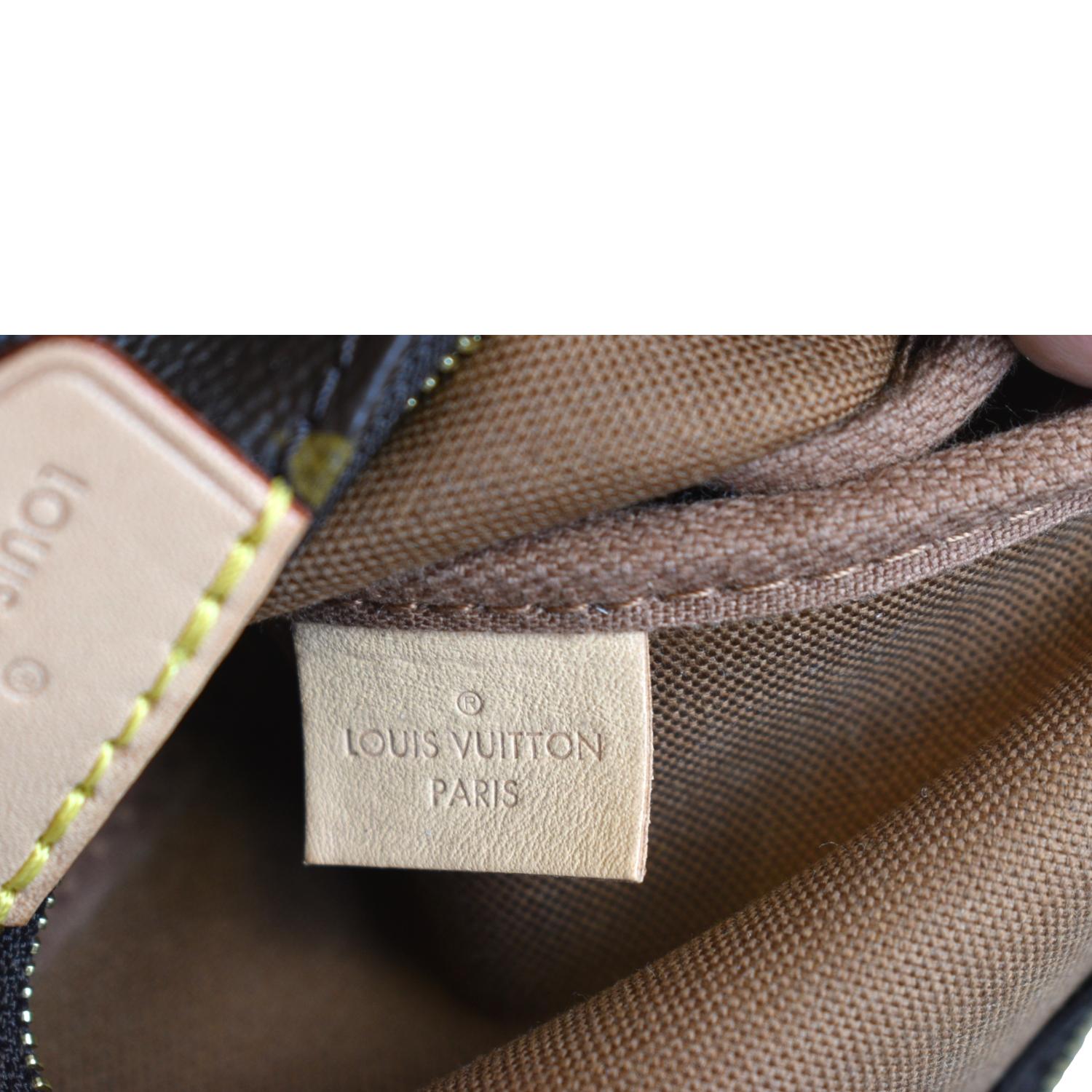LOUIS VUITTON Multi Pochette Accessoires Monogram Canvas Shoulder Bag Khaki